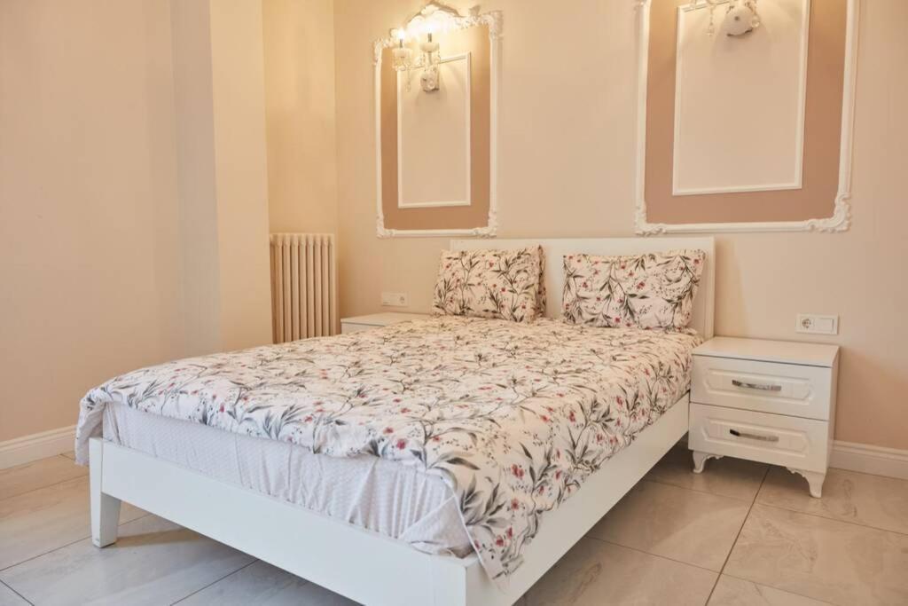 Taksim Square Apartment, Great View, Luxury Istanbul Eksteriør bilde