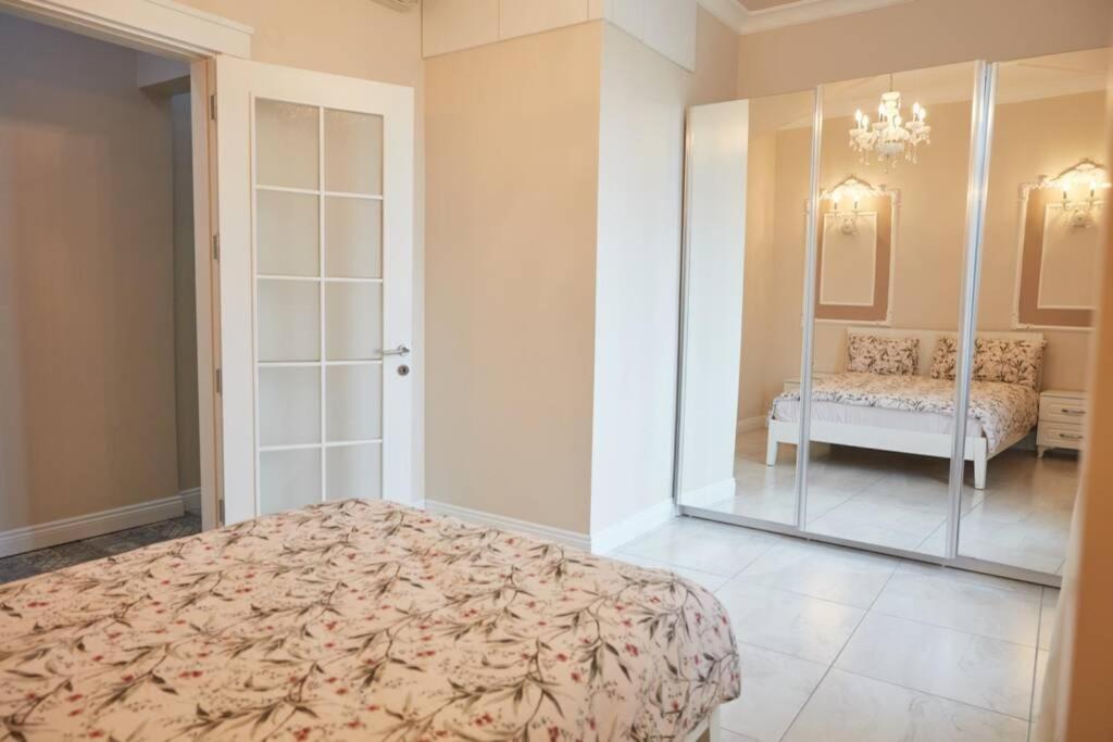 Taksim Square Apartment, Great View, Luxury Istanbul Eksteriør bilde