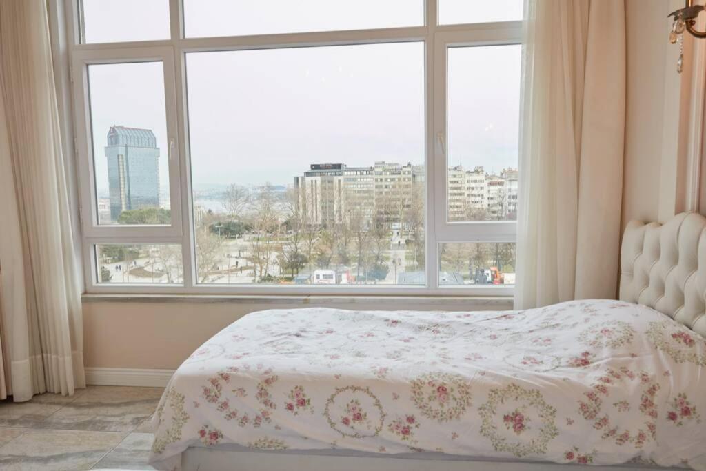 Taksim Square Apartment, Great View, Luxury Istanbul Eksteriør bilde